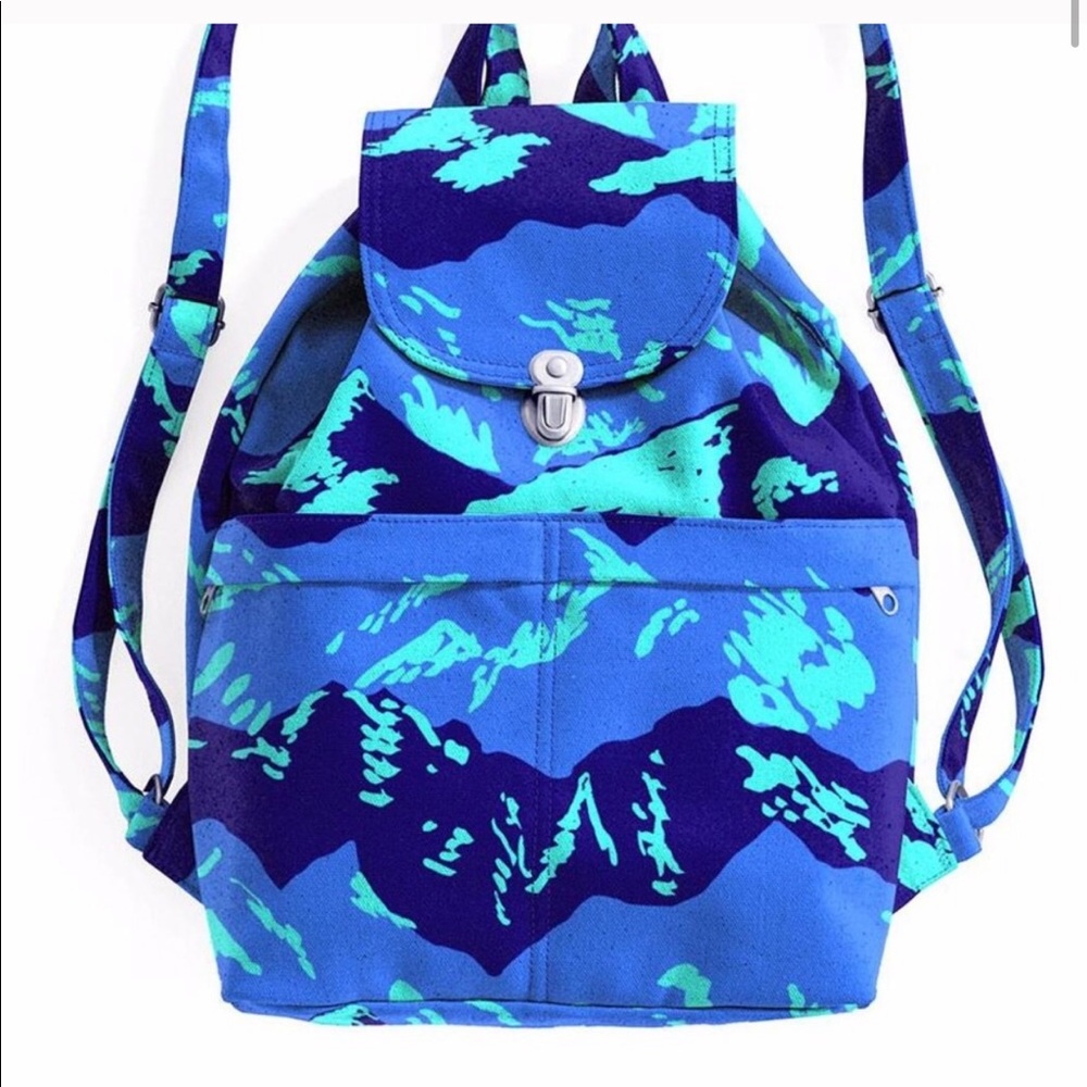Baggu Night Mountain Canvas Camo Backpack NWOT